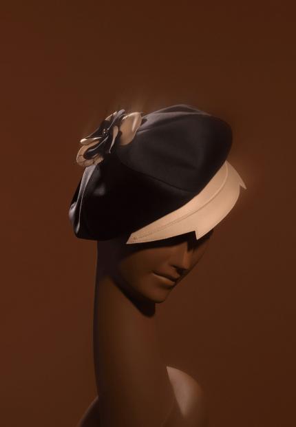 A flower satin cap Stephen Jones Autumn Winter 2018 Crowns 03 Funky