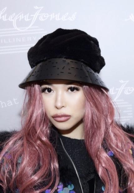 Stephen Jones Millinery Autumn Winter 2019 03 Beep