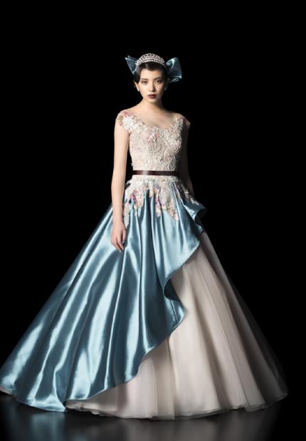 Stephen Jones Bridal Wedding tiara regal Queen Princess