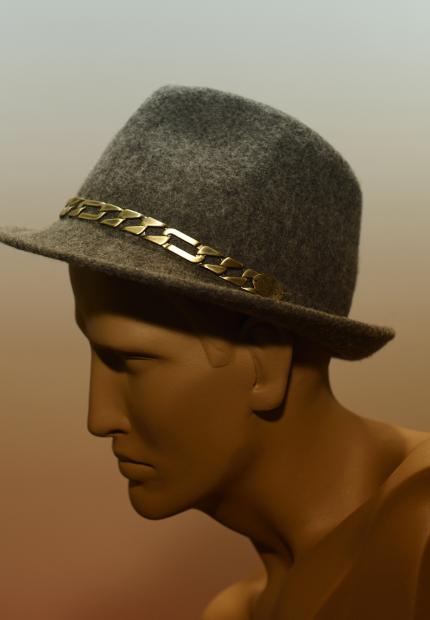 Stephen Jones Autumn Winter 2015 632 Smokey