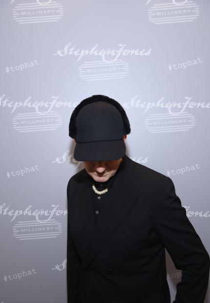 Stephen Jones Millinery Autumn Winter 2019 531 Pidgeon