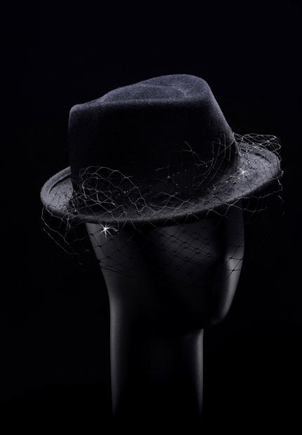 Stephen Jones Autumn Winter 2016 Soho collection Manette street