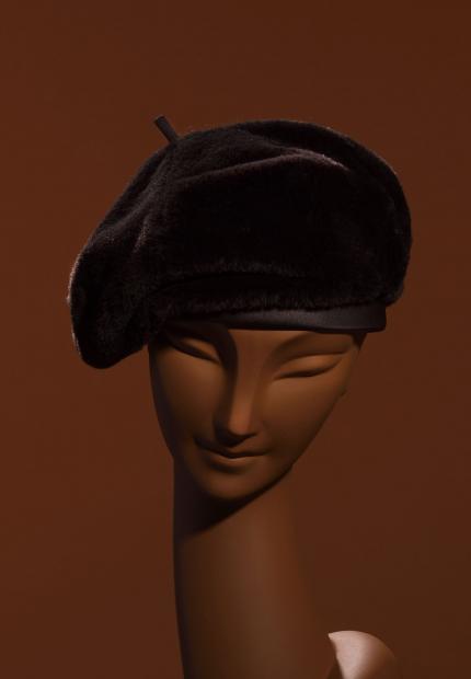 A faux fur beret Stephen Jones Millinery Autumn Winter 2018 Crowns