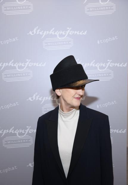 Stephen Jones Millinery Autumn Winter 2019 523 Hotspot