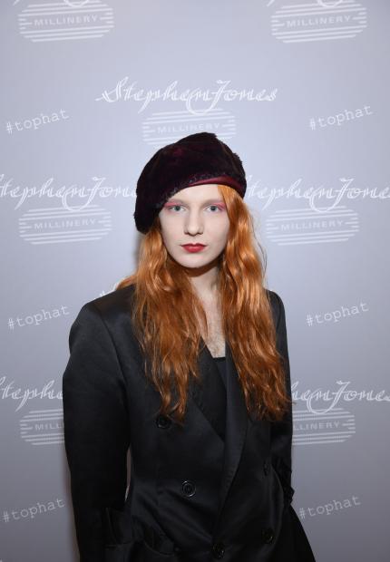 Stephen Jones Millinery Autumn Winter 2019 527 Smoke