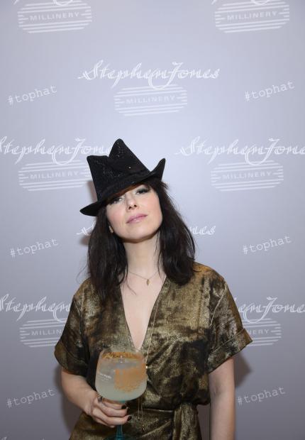 Stephen Jones Millinery Autumn Winter 2019 537 Digital