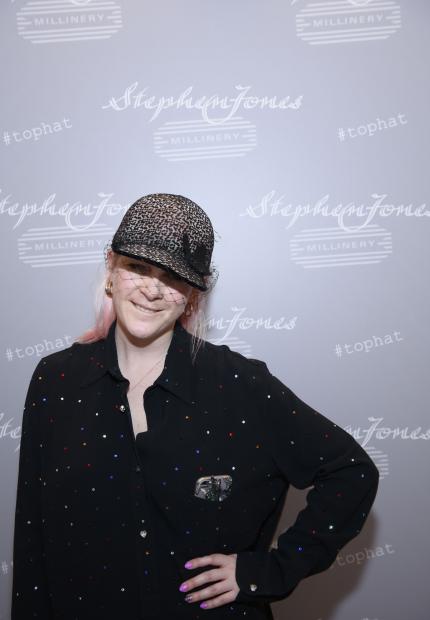 Stephen Jones Millinery Autumn Winter 2019 538 Phone