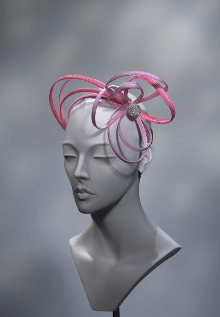 Stephen Jones Spring Summer 2016 Girls Night