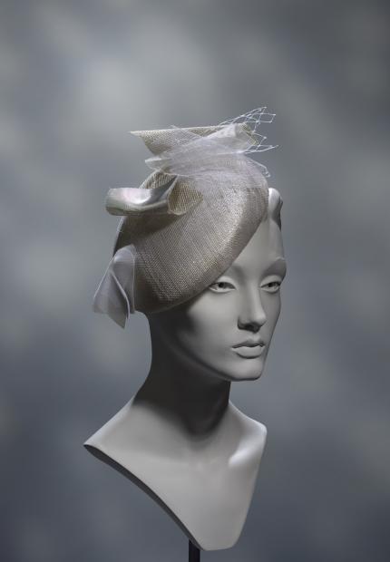 Stephen Jones Spring Summer 2016 Afternoon Tea