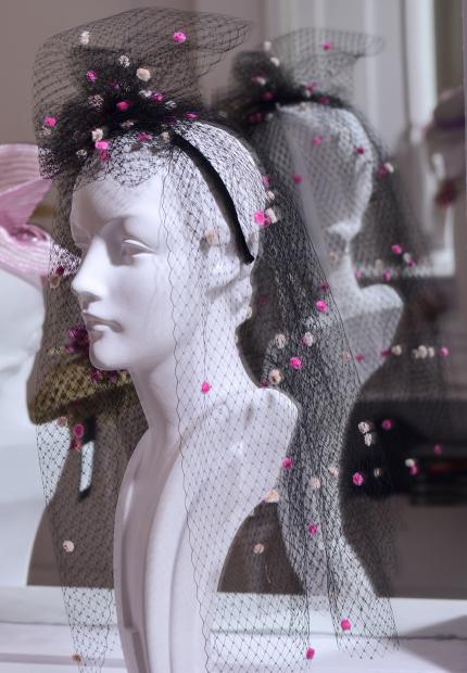 Stephen Jones Millinery Spring Summer 2018 Hats Gorgeous spot veiling headband
