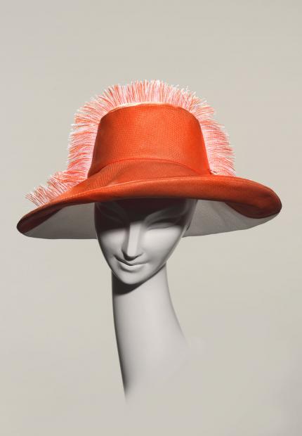 Stephen Jones Millinery Spring Summer 2019 414 Knowing