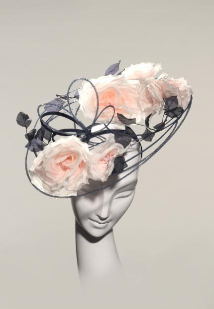 Stephen Jones Millinery Spring Summer 2019 418 Les Fleurs