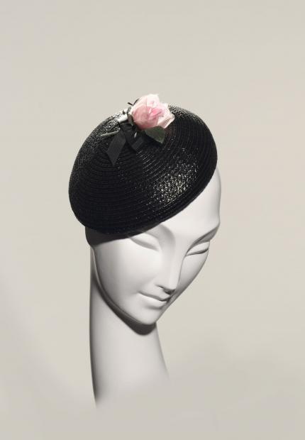 Stephen Jones Millinery Spring Summer 2019 442 Joy black