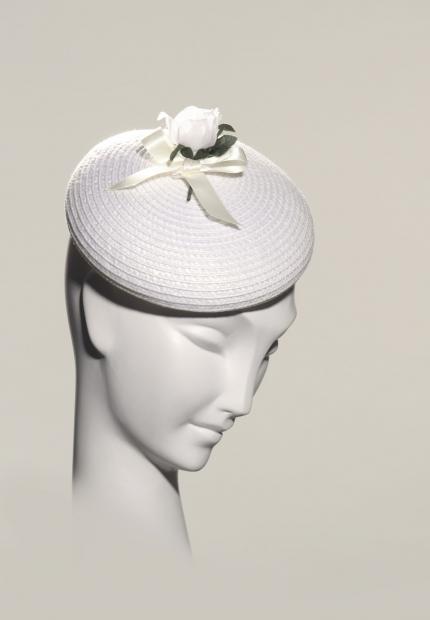 Stephen Jones Millinery Spring Summer 2019 442 Joy white