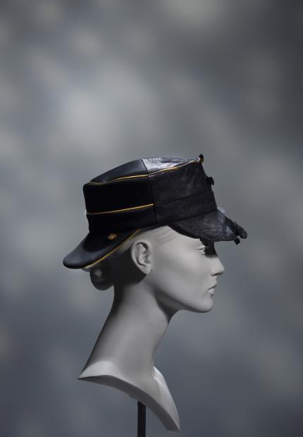 Stephen Jones Spring Summer 2016 Mayfair to Shoreditch