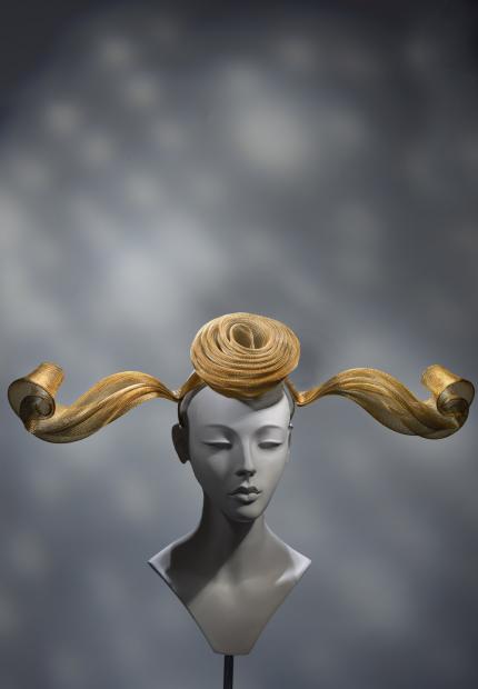 Stephen Jones Spring Summer 2016 Dancing at Ascot