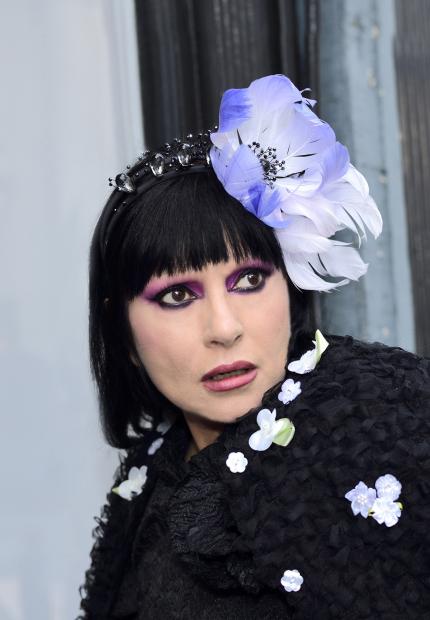 Stephen Jones Millinery Spring Summer 2018 Hats Claridge's A feather and crystal Anemone tiara 15 Claridge's