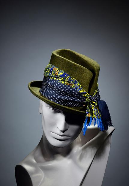 Stephen Jones Millinery Winter mens top hat Jean Paul Gualtier
